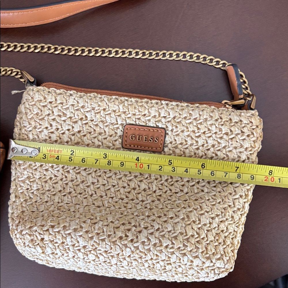 Guess 2 in 1 crossbody w/ removable jute mini bag. NWT - Picture 7 of 14